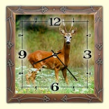 Wall clock as a gift for hunters